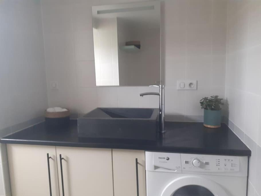 Appartement Neuf Et Cosy 캄보레방 외부 사진