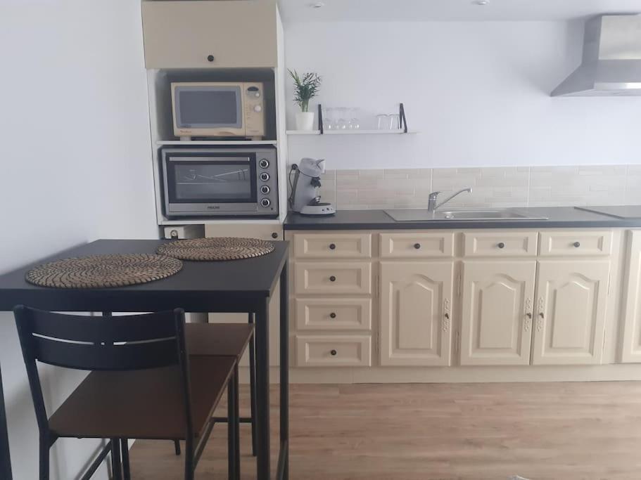 Appartement Neuf Et Cosy 캄보레방 외부 사진