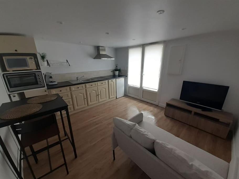 Appartement Neuf Et Cosy 캄보레방 외부 사진