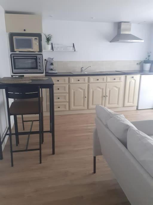 Appartement Neuf Et Cosy 캄보레방 외부 사진